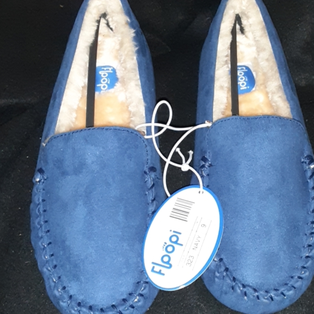 Floopi slippers size 9 and 10 unisex
